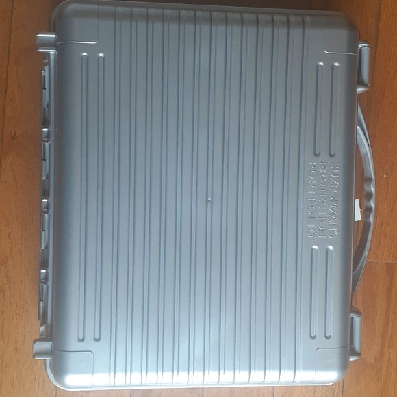 Extra one - Picture 3 of 9